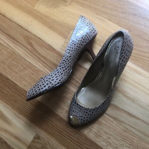 Liz Claiborne Heels size 10!